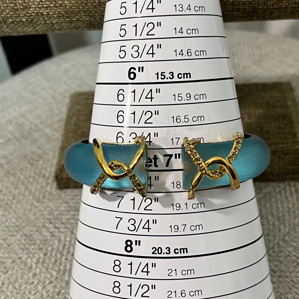 ALEXIS BITTAR PRE-LOVED AUTHENTIC ICY BLUE LUCITE;14K GOLD-PLATED BRASS BRACELET - Picture 12 of 12